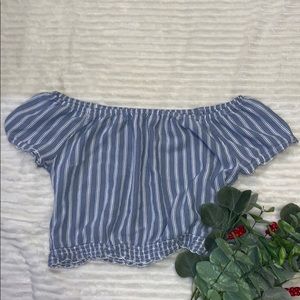 Junior’s Hollister Off The Shoulder Crop Sz Large